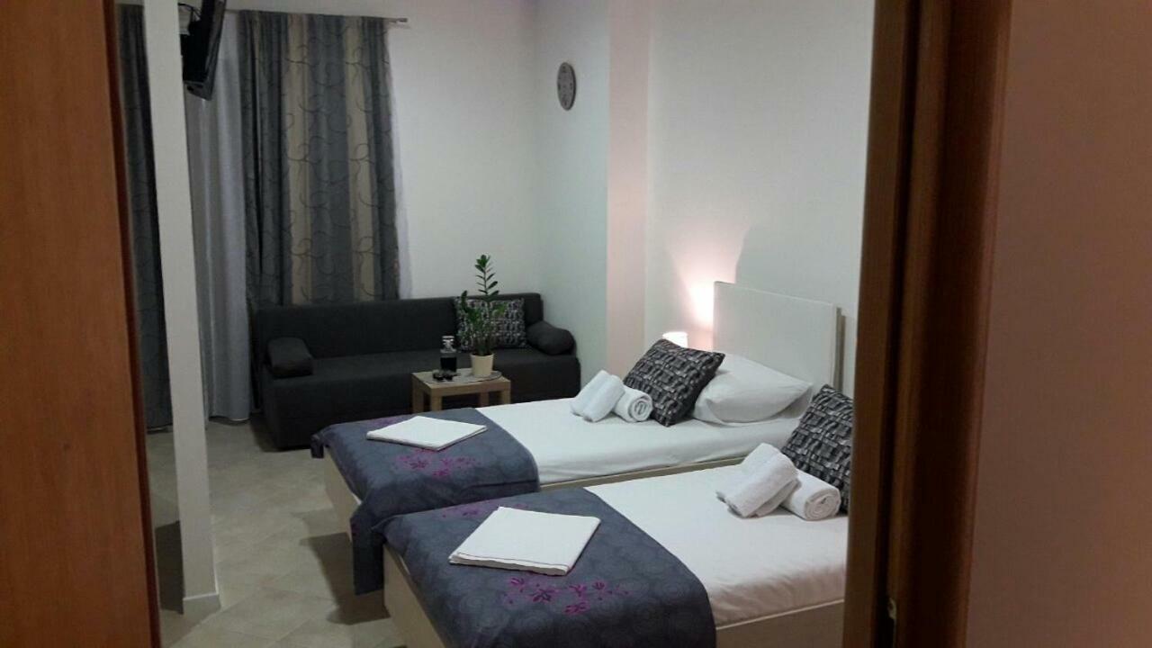 Apartment Smodlaka Dugopolje Kültér fotó