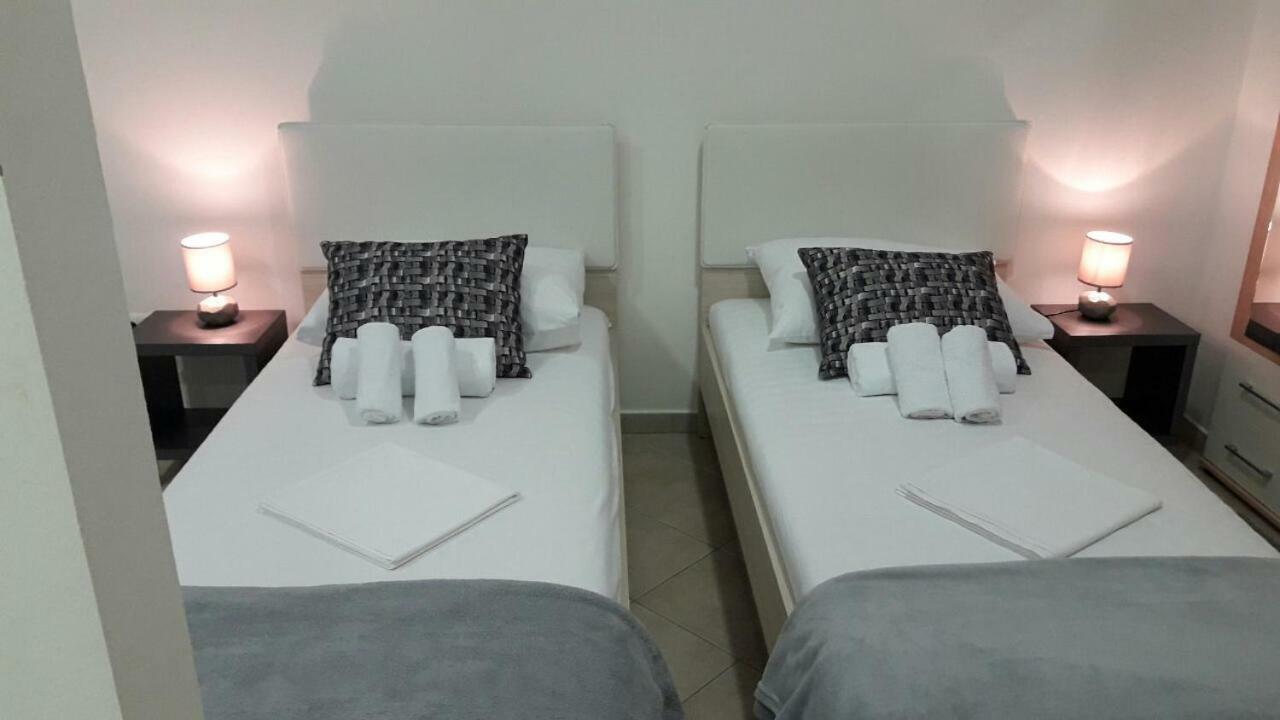 Apartment Smodlaka Dugopolje Kültér fotó